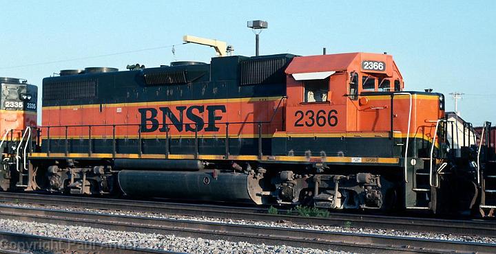 BNSF 2366 GP38-2.jpg